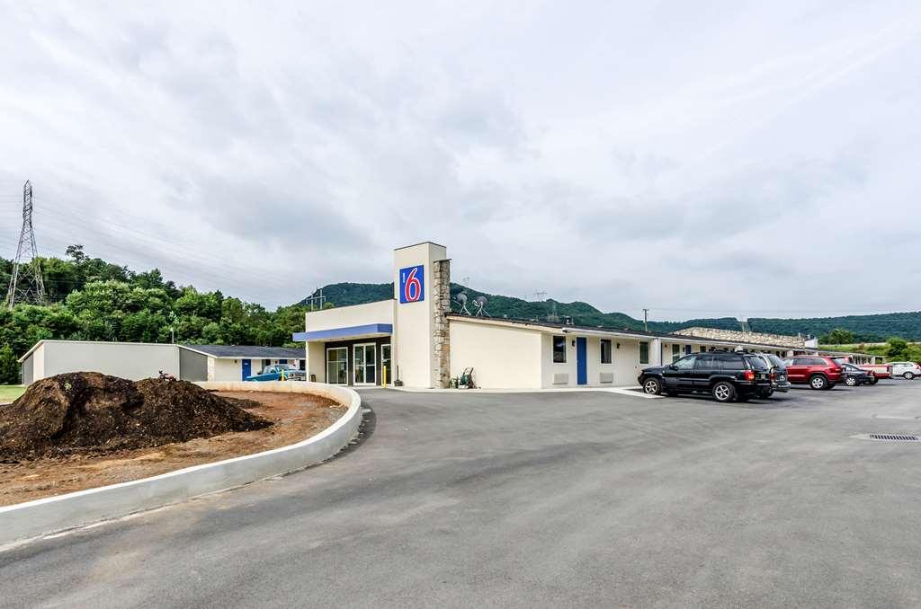 Motel 6 Troutville, Va ภายนอก รูปภาพ