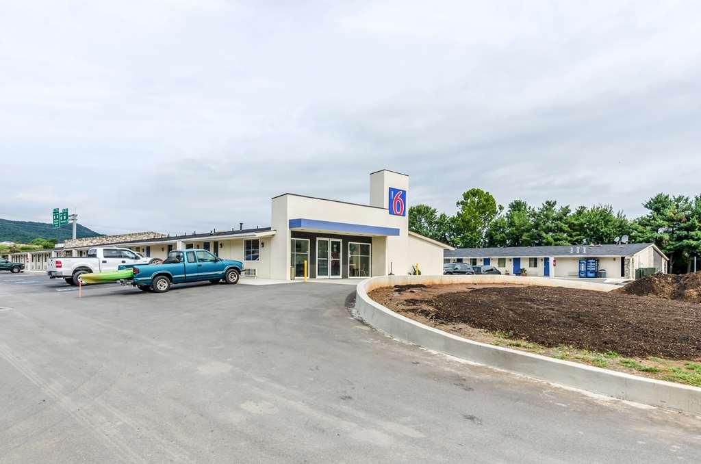 Motel 6 Troutville, Va ภายนอก รูปภาพ